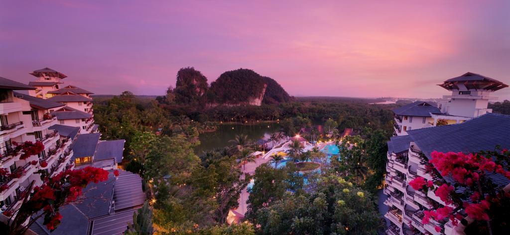 Maritime Park And Spa Resort Krabi town Exteriör bild
