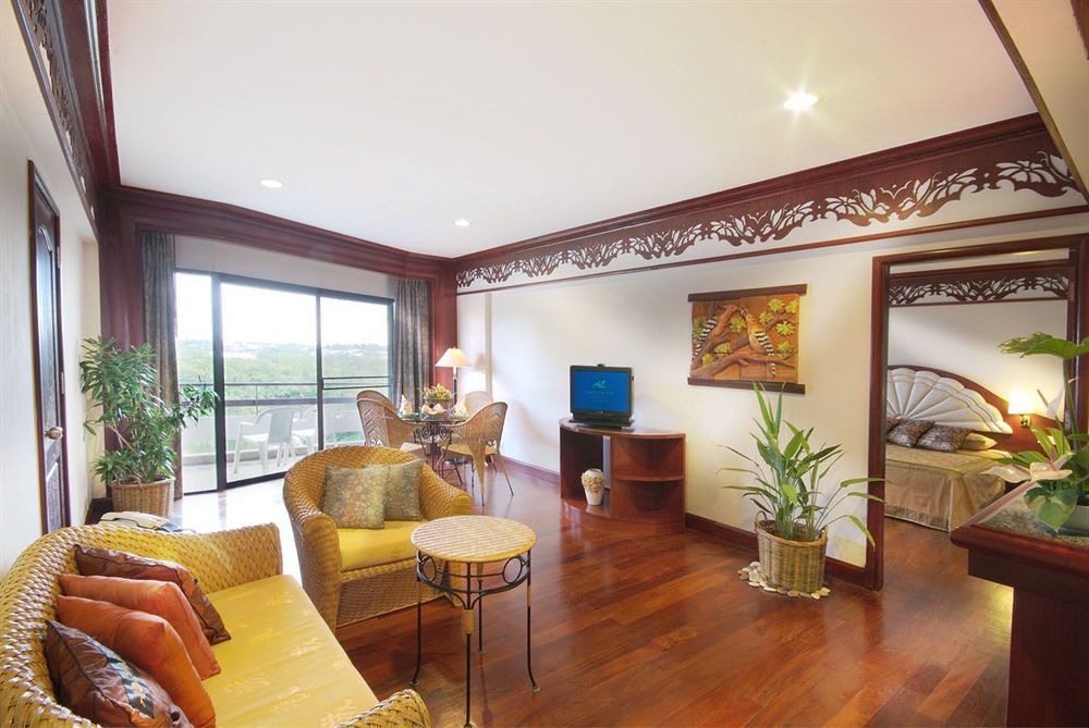 Maritime Park And Spa Resort Krabi town Exteriör bild