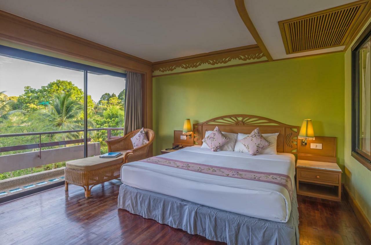 Maritime Park And Spa Resort Krabi town Exteriör bild