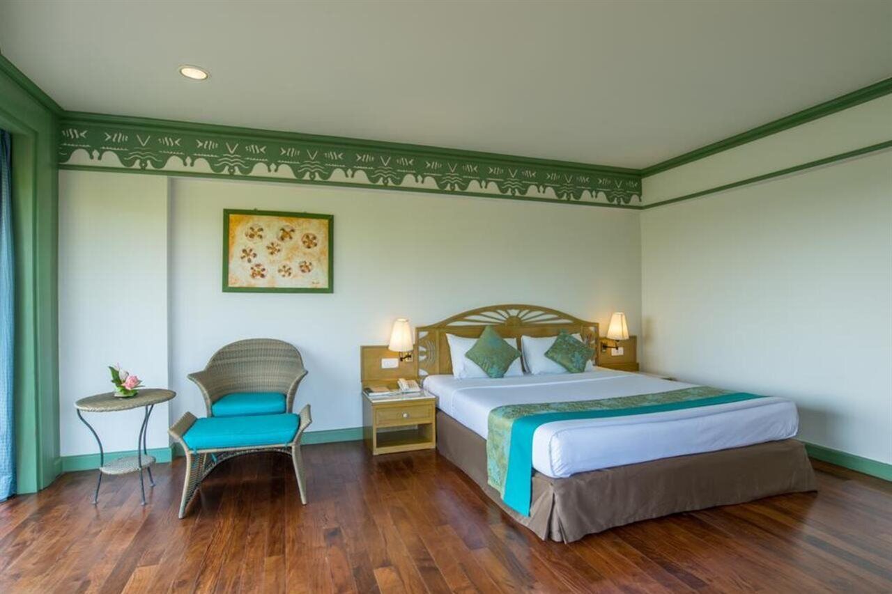 Maritime Park And Spa Resort Krabi town Exteriör bild